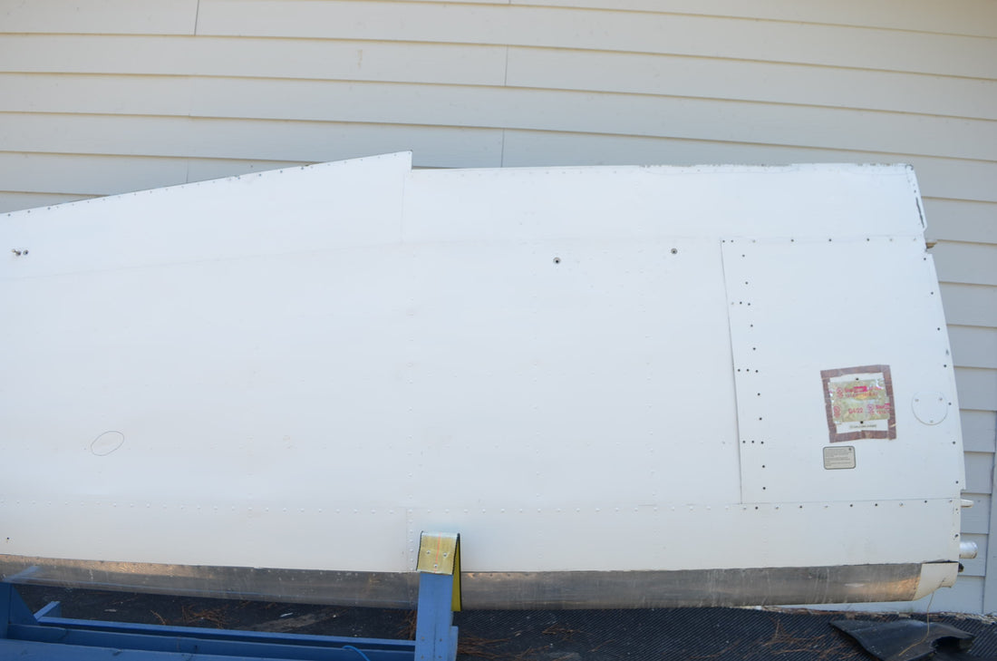 Used aircraft parts for sale 0426005-212 Cessna 150J STRUCTURE ASSY RH WING / WITH STOL KIT