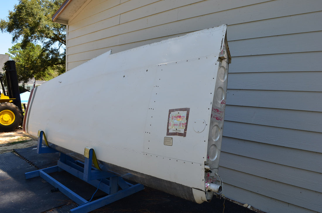 Used aircraft parts for sale 0426005-212 Cessna 150J STRUCTURE ASSY RH WING / WITH STOL KIT