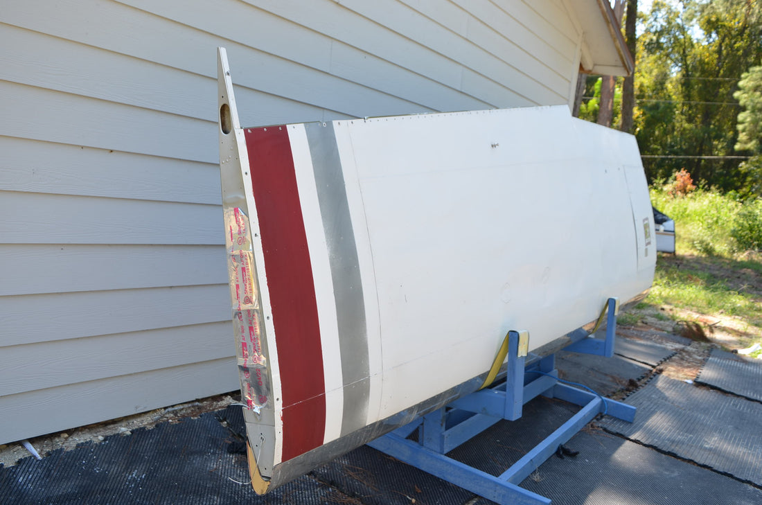 Used aircraft parts for sale 0426005-212 Cessna 150J STRUCTURE ASSY RH WING / WITH STOL KIT