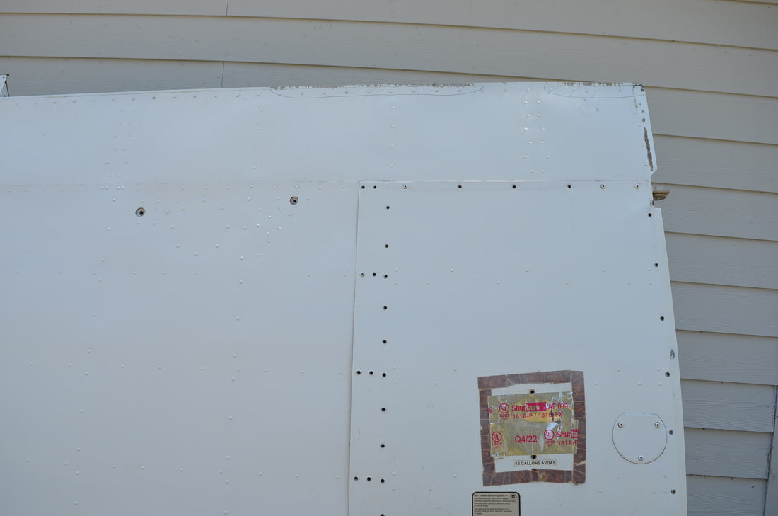 Used aircraft parts for sale 0426005-212 Cessna 150J STRUCTURE ASSY RH WING / WITH STOL KIT