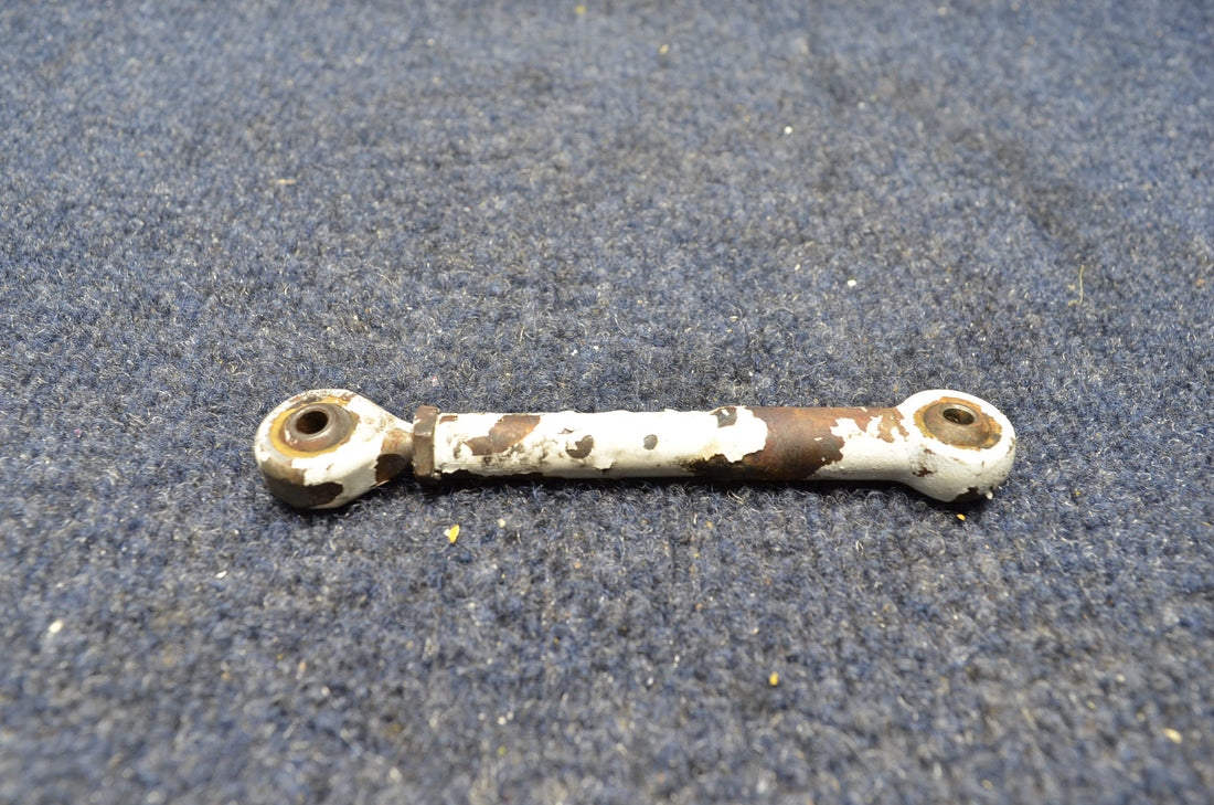 Used aircraft parts for sale 550009-000 MOONEY M20J LINK MAIN LANDING GEAR REAR