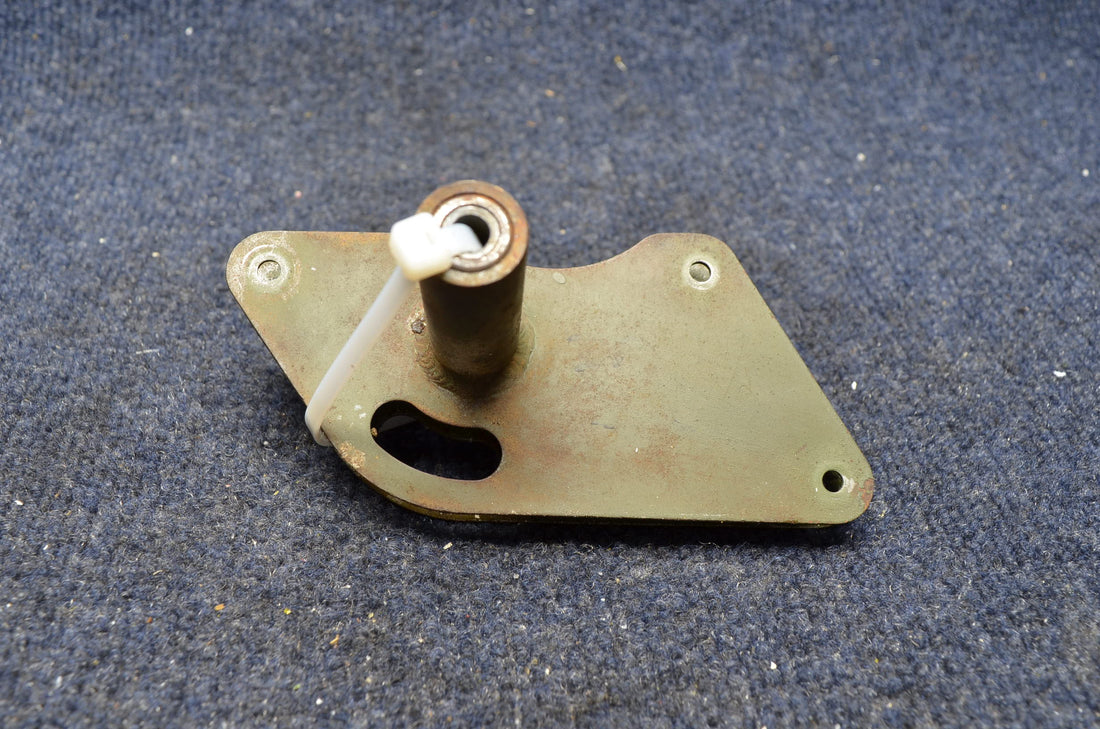 Used aircraft parts for sale 523223 CESSNA C-150J BELCRANK ASSY AILERON LH