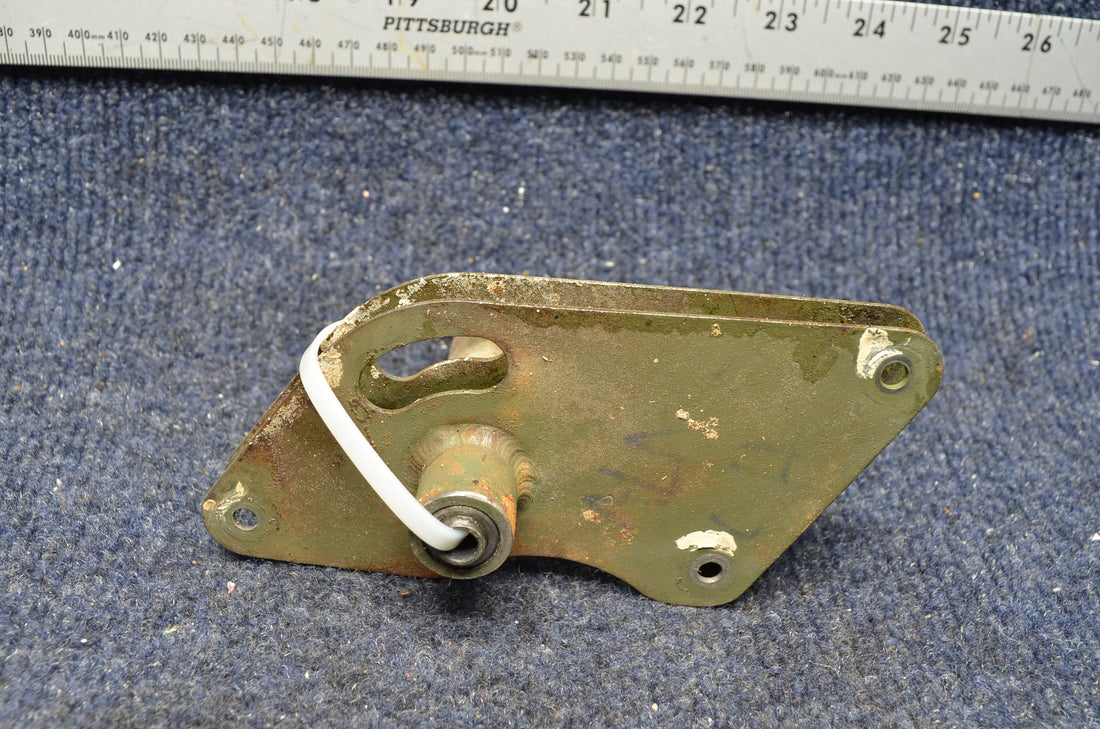 Used aircraft parts for sale 523223 CESSNA C-150J BELCRANK ASSY AILERON LH