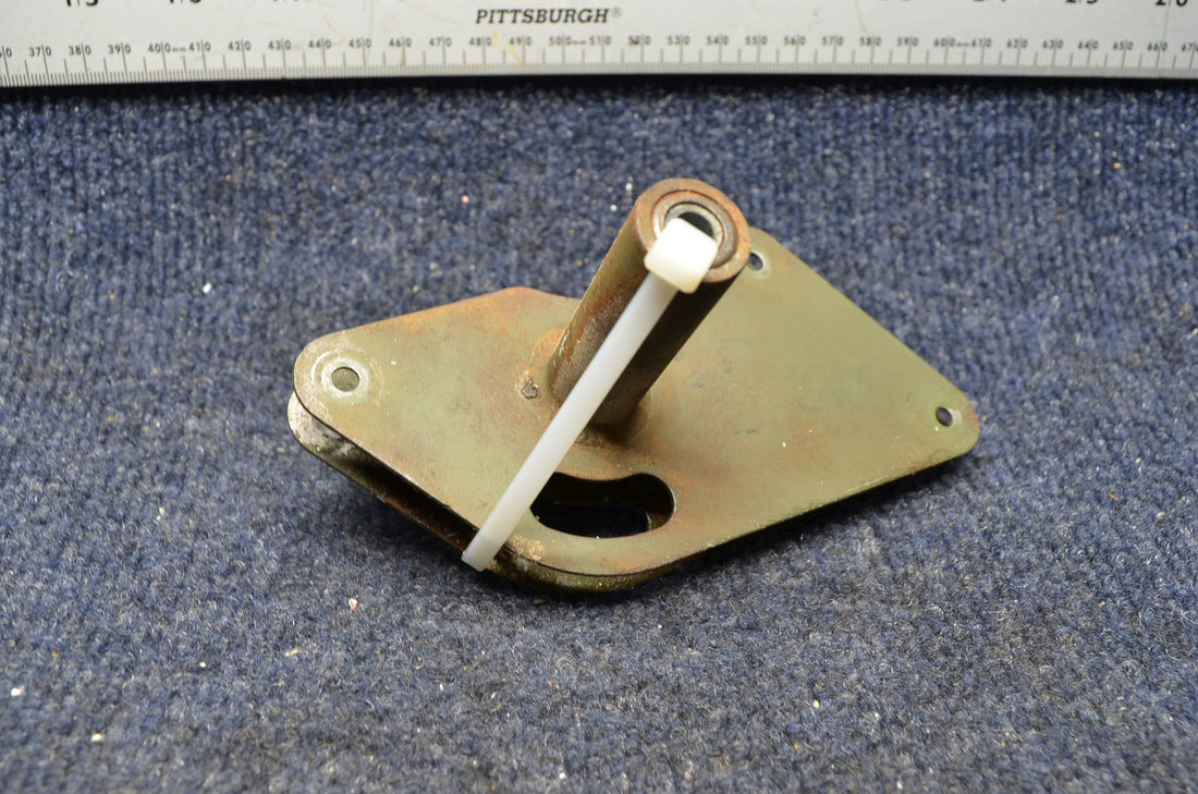Used aircraft parts for sale 523223 CESSNA C-150J BELCRANK ASSY AILERON LH