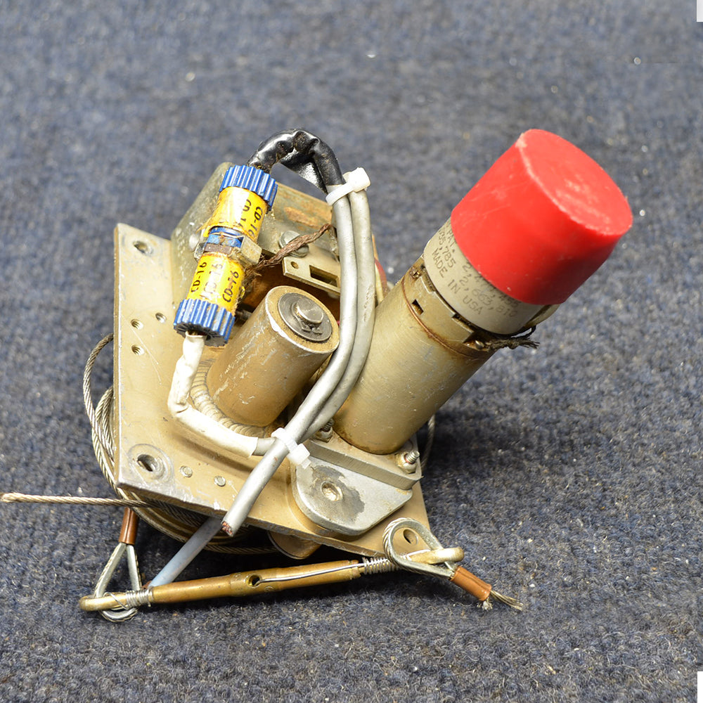 Used aircraft parts for sale 1D414-194R BEECHCRAFT 95-B55 CENTURY AUTOPILOT PITCH SERVO 28V0LTS