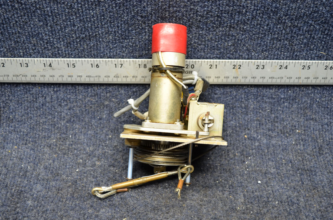Used aircraft parts for sale 1D414-194R BEECHCRAFT 95-B55 CENTURY AUTOPILOT PITCH SERVO 28V0LTS