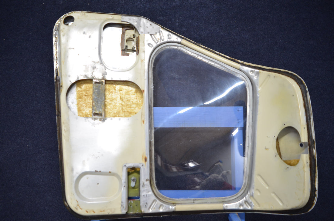 Used aircraft parts for sale 66657-002 PIPER PA-28-140 CABIN DOOR ASSY