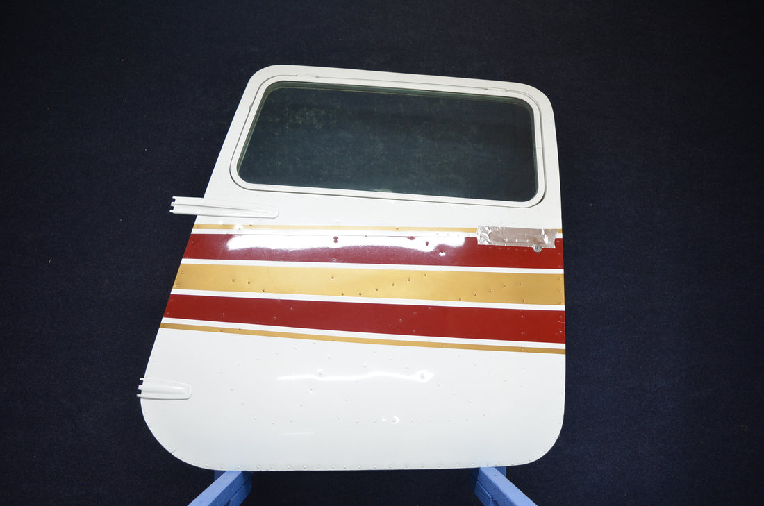 Used aircraft parts for sale 0710620-225 Cessna 182P Structure Assy-Cabin Door LH