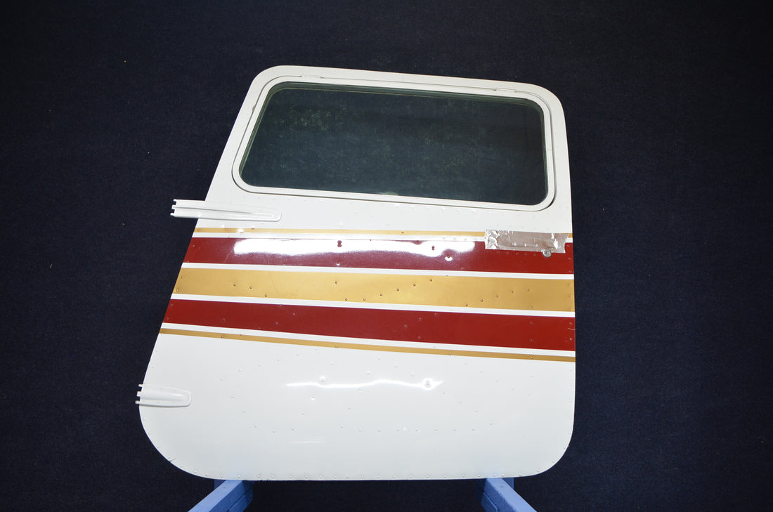 Used aircraft parts for sale 0710620-225 Cessna 182P Structure Assy-Cabin Door LH