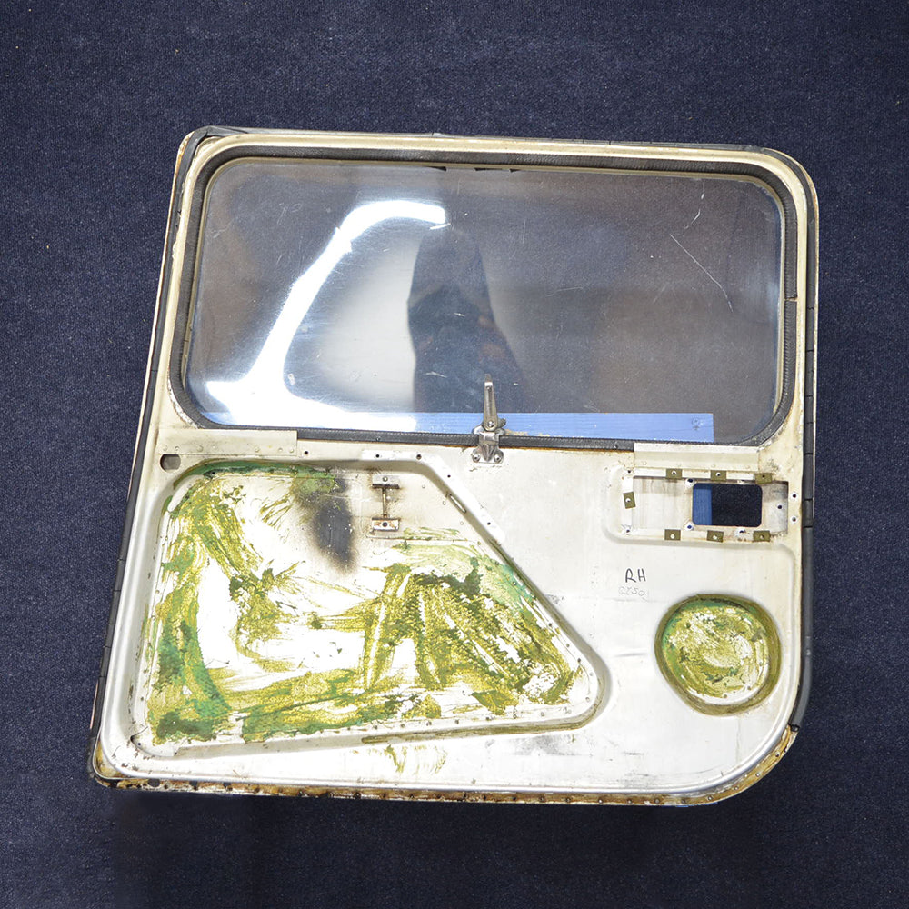 Used aircraft parts for sale 0413033-26 CESSNA C-150J DOOR ASSY CABIN RH