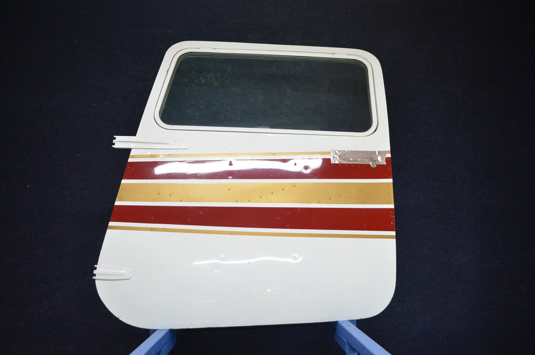 Used aircraft parts for sale 0710620-225 Cessna 182P Structure Assy-Cabin Door LH