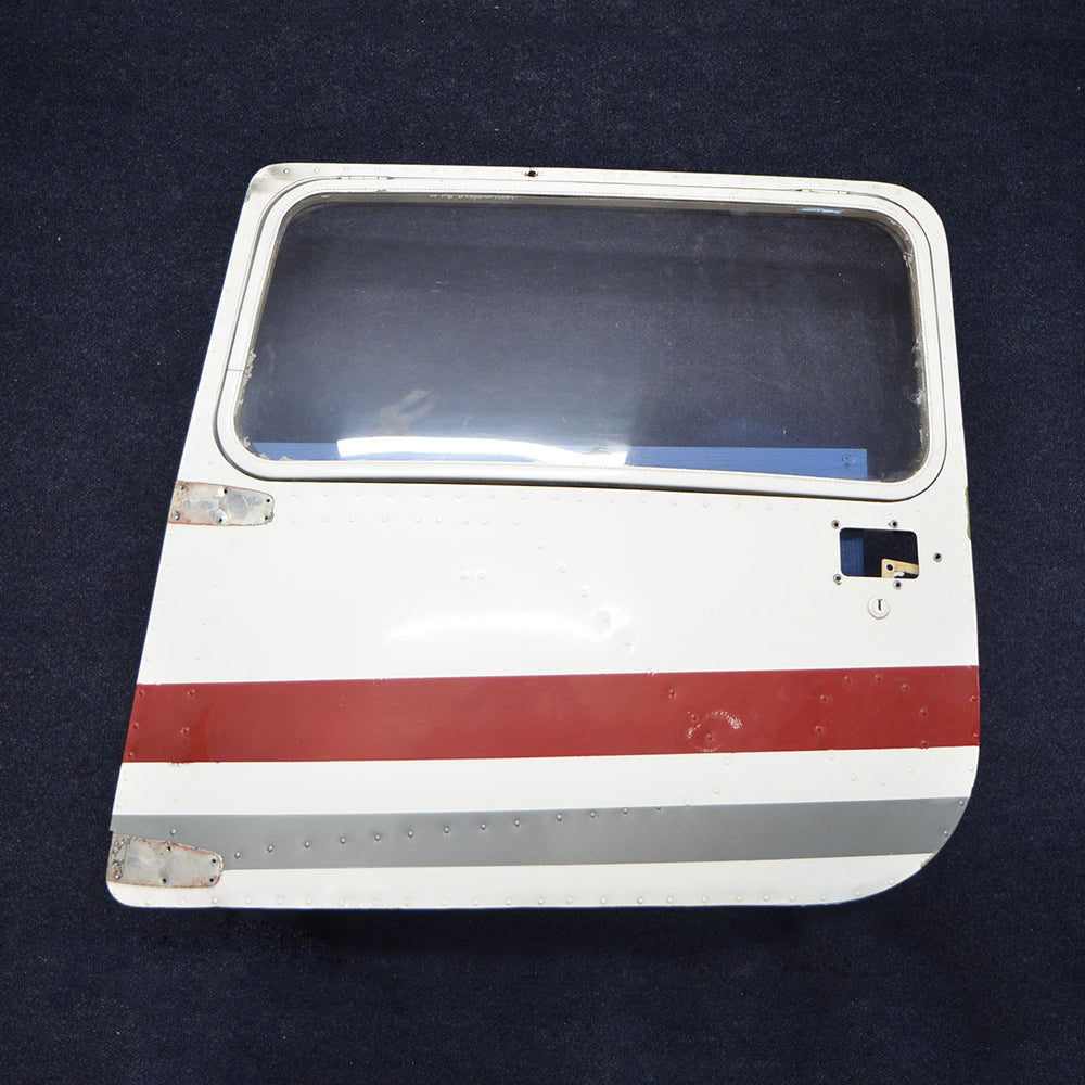 Used aircraft parts for sale 0413033-25 CESSNA C-150J DOOR ASSY CABIN LH