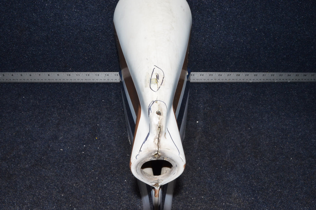 Used aircraft parts for sale 35885-003 PIPER PA28RT-200 LOWER RUDDER FAIRING W/ LIGHT POSITION