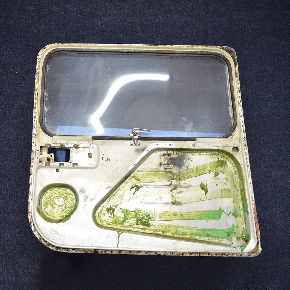 Used aircraft parts for sale 0413033-25 CESSNA C-150J DOOR ASSY CABIN LH