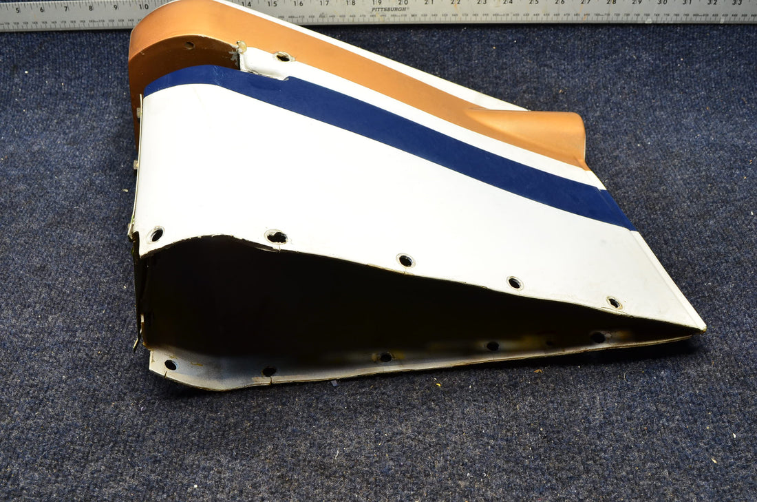 Used aircraft parts for sale 35885-003 PIPER PA28RT-200 LOWER RUDDER FAIRING W/ LIGHT POSITION