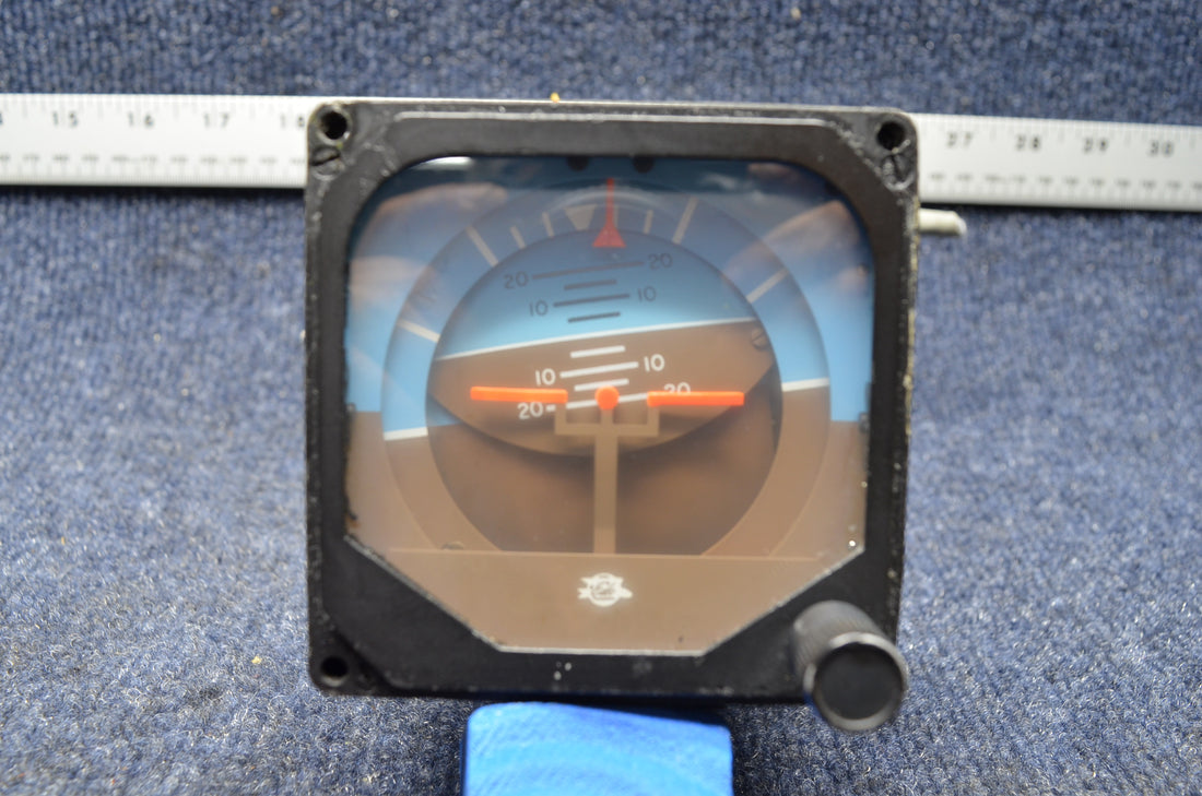 Used aircraft parts for sale 52D267 Piper PA28RT-201 |Attitude Gyro Century - Cable cut