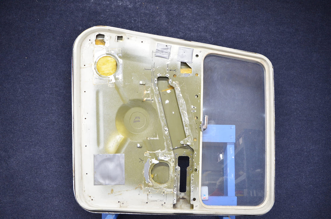 Used aircraft parts for sale 0517001-4 CESSNA C172RG STRUCTURE ASSY CABIN DOOR RH