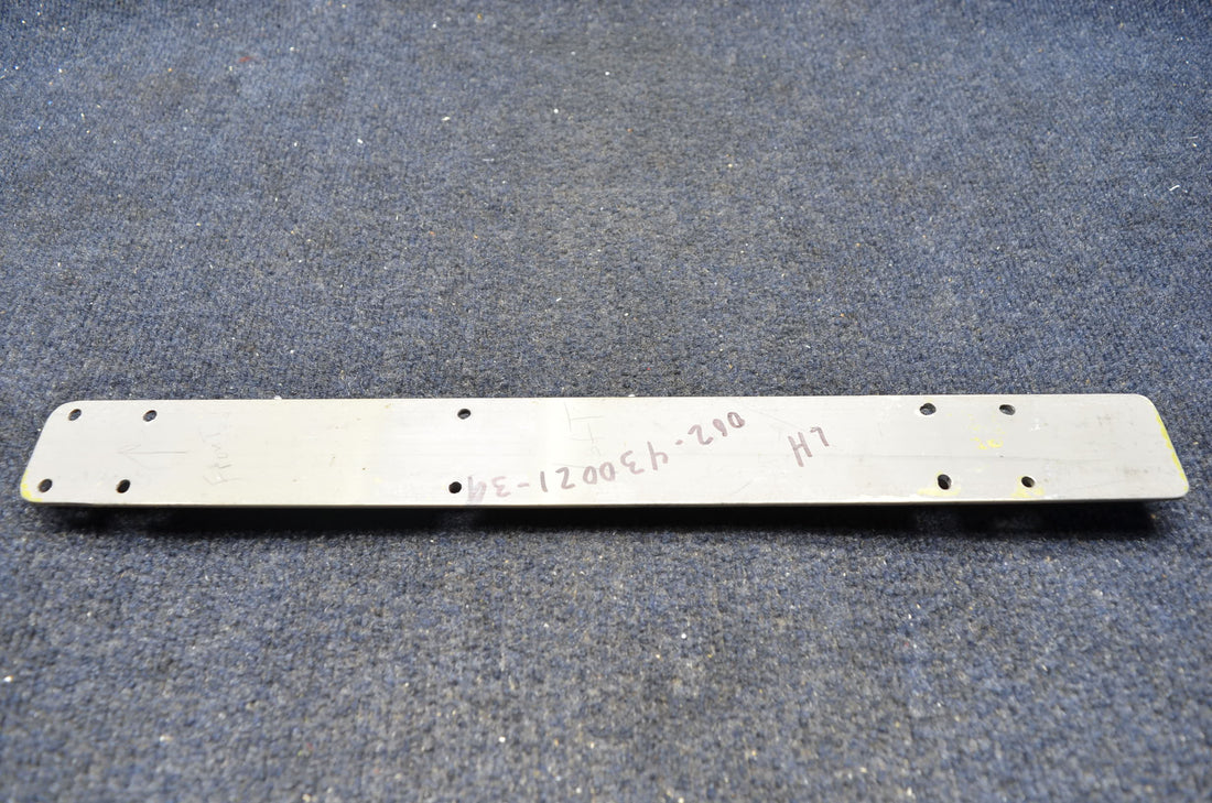 Used aircraft parts for sale 002-430021-39 BEECHCRAFT 95-B55 REAR SEAT RAIL LH-RH PRICE PER EACH
