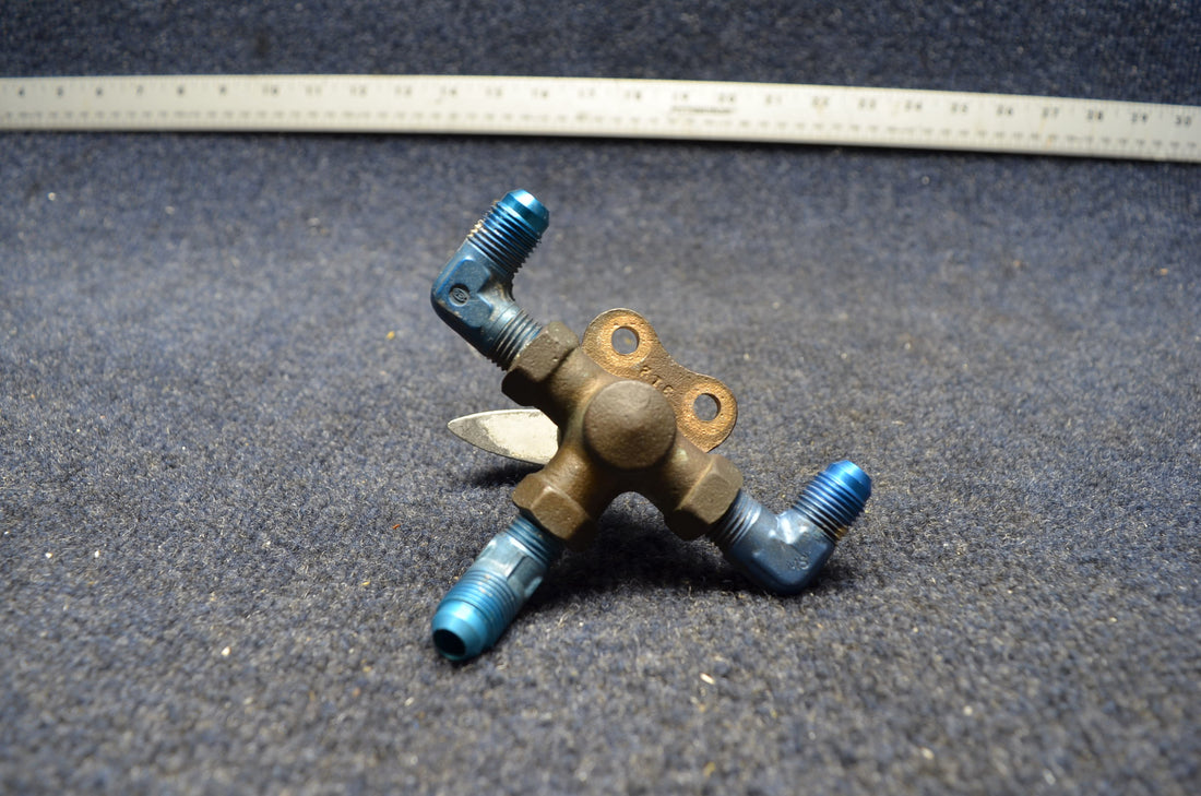 Used aircraft parts for sale 401114-1 AMERICAN GRUMMAN AA1 ANDERSON FUEL SELECTOR VALVE
