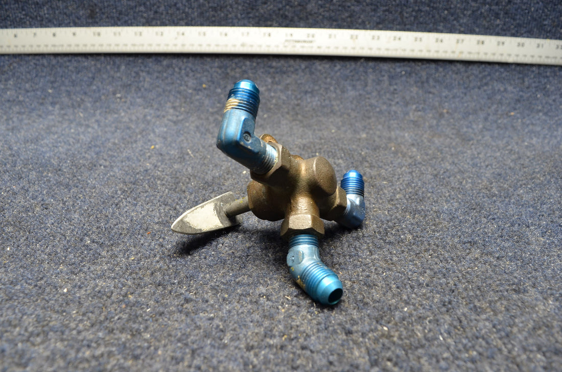 Used aircraft parts for sale 401114-1 AMERICAN GRUMMAN AA1 ANDERSON FUEL SELECTOR VALVE