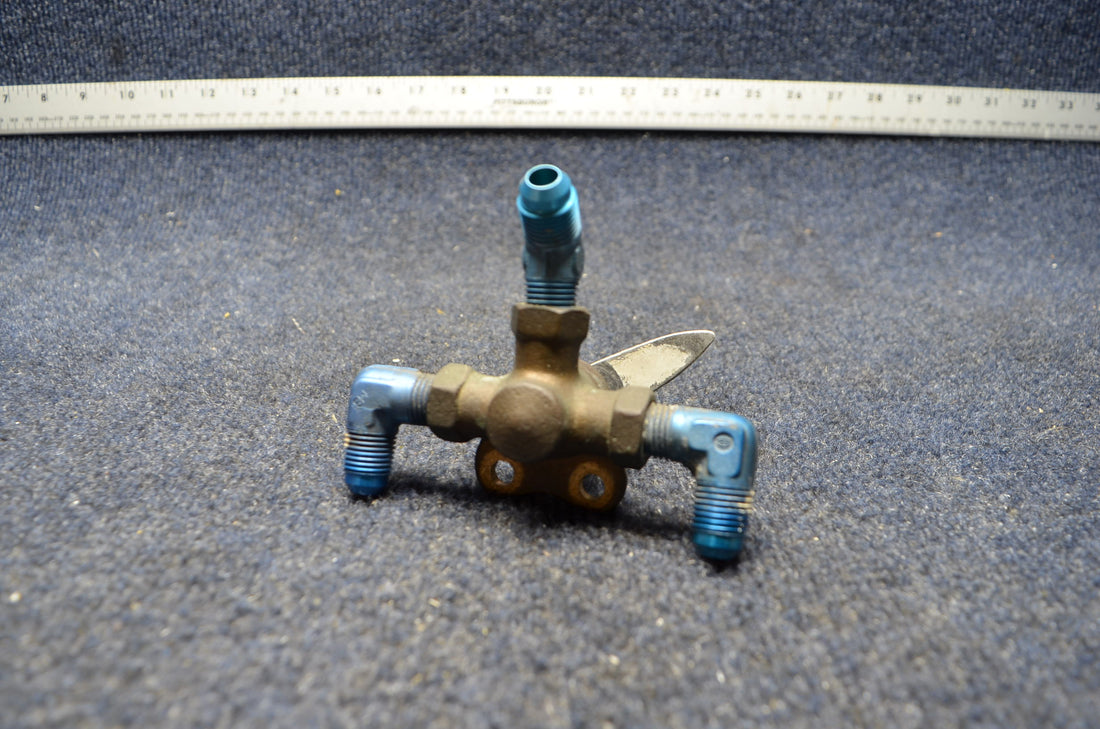 Used aircraft parts for sale 401114-1 AMERICAN GRUMMAN AA1 ANDERSON FUEL SELECTOR VALVE