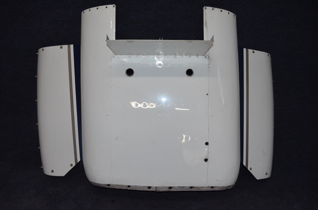 Used aircraft parts for sale 96-910011-626 BEECHCRAFT 95-B55 BOTTON ASSY COWL ENGINE WITH SIDE DOOR