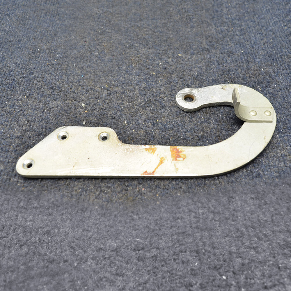 Used aircraft parts for sale 002-410055-37 BEECHCRAFT 95-B55 NOSE BAGGAGE DOOR HINGE FWD