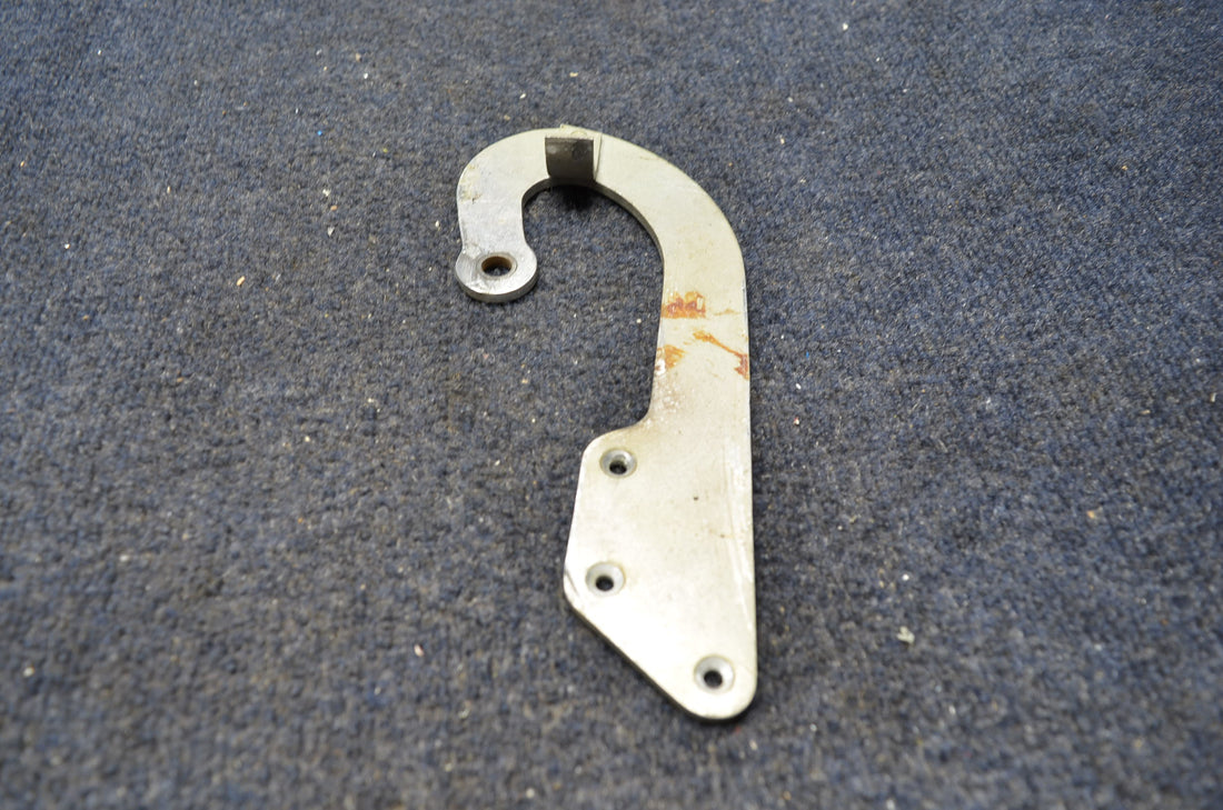 Used aircraft parts for sale 002-410055-37 BEECHCRAFT 95-B55 NOSE BAGGAGE DOOR HINGE FWD