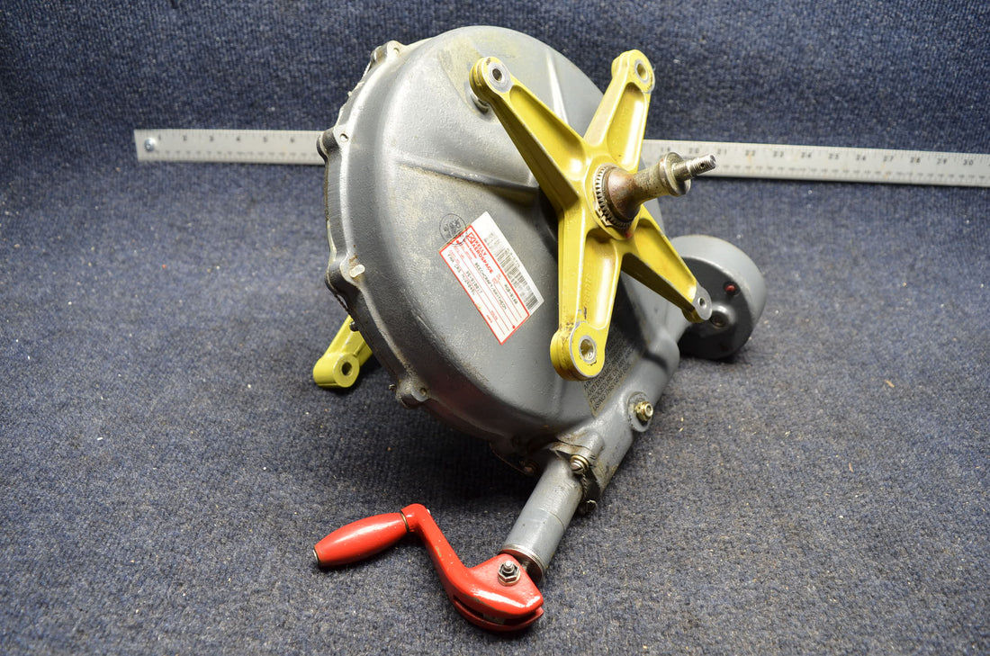 Used aircraft parts for sale 95-810017-5 BEECHCRAFT 95-B55 ACTUATOR MAIN LANDING GEAR