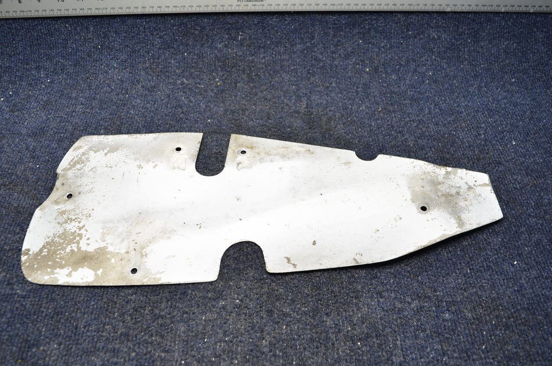 Used aircraft parts for sale 5650253-001 MOONEY M20J MAIN GEAR COVER RH & LH