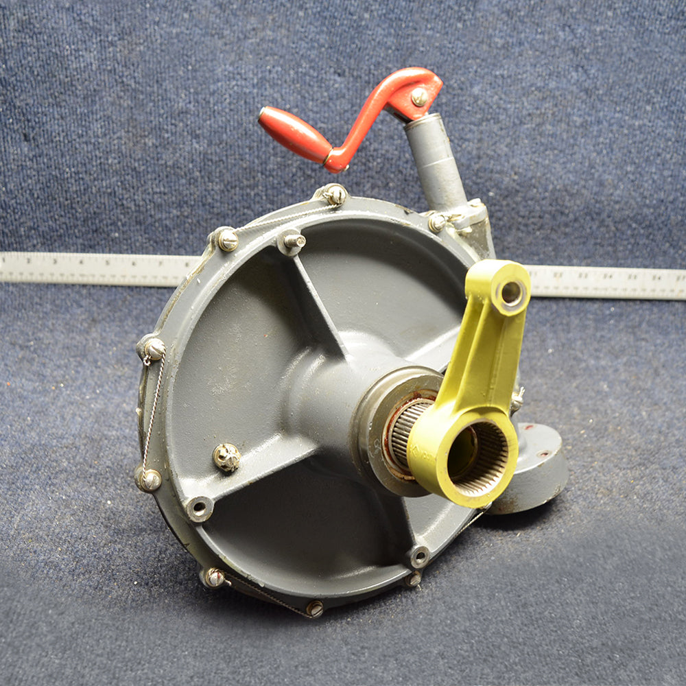 Used aircraft parts for sale 95-810017-5 BEECHCRAFT 95-B55 ACTUATOR MAIN LANDING GEAR