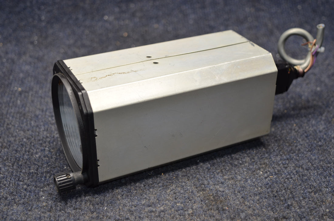 Used aircraft parts for sale 066-3056-00 BEECHCRAFT 95-B55 KING KI-208 VOR / LOG INDICATOR W CONNECTOR