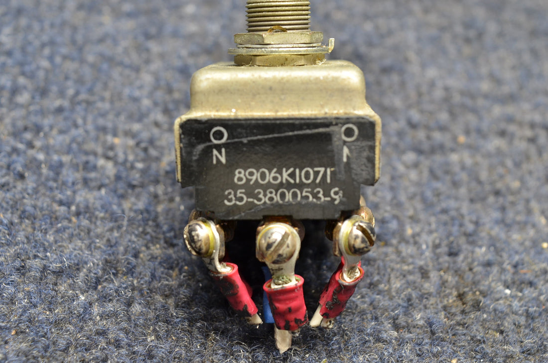 Used aircraft parts for sale 35-380053-9 BEECHCRAFT 95-B55 SWITCH ASSEMBLY