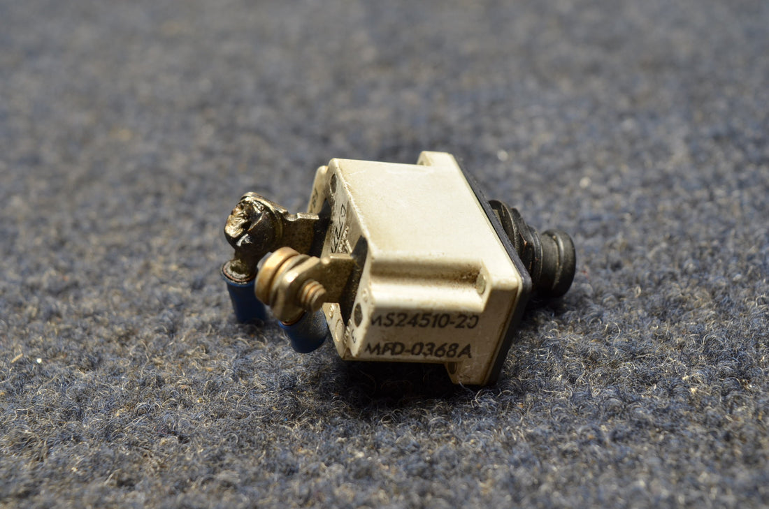 Used aircraft parts for sale MS24510-20 BEECHCRAFT 95-B55 KLIXON ELECTRIC BREAKER