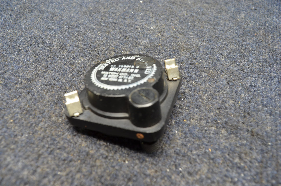 Used aircraft parts for sale 50-380013-5 BEECHCRAFT 95-B55 8 DAY CLOCK WORKING
