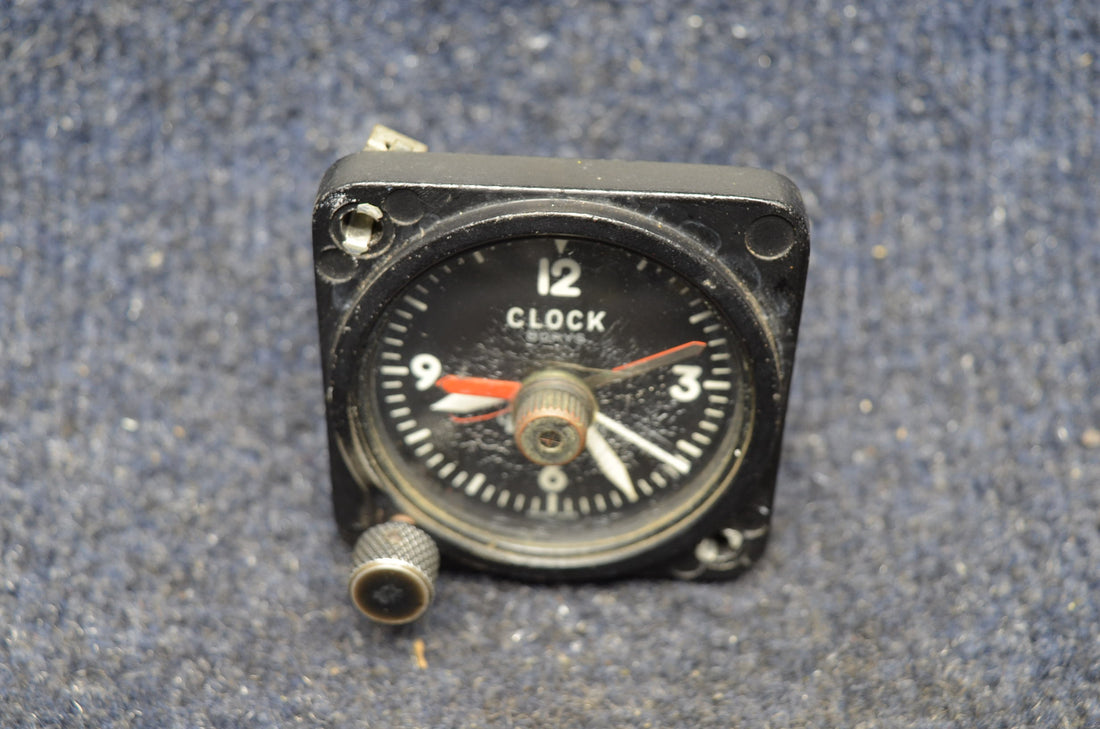 Used aircraft parts for sale 50-380013-5 BEECHCRAFT 95-B55 8 DAY CLOCK WORKING