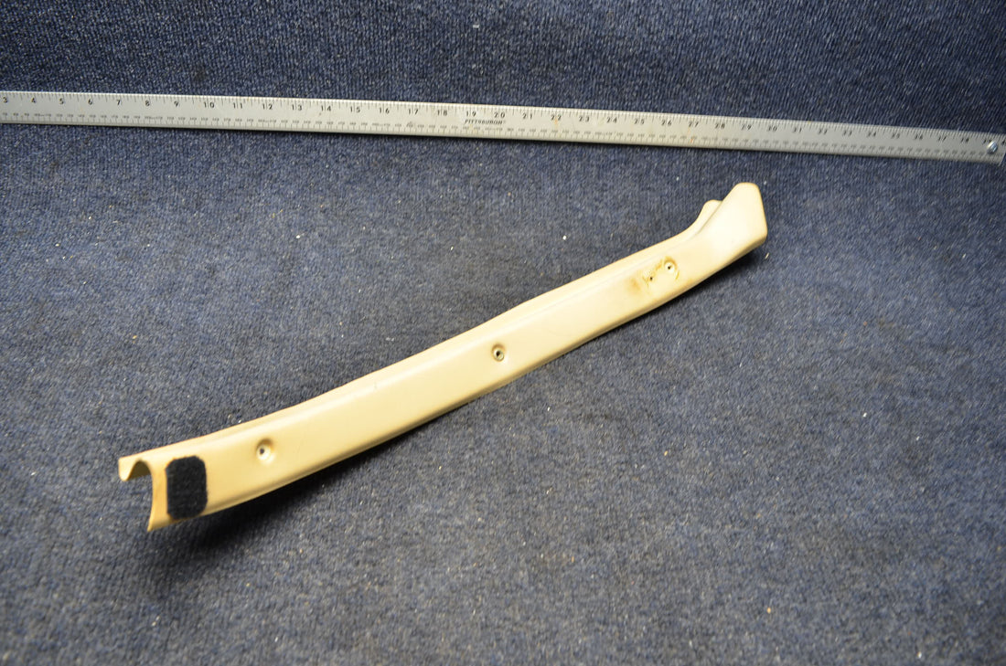 Used aircraft parts for sale 63149-010 PIPER PA28-140 TRIM STRIP