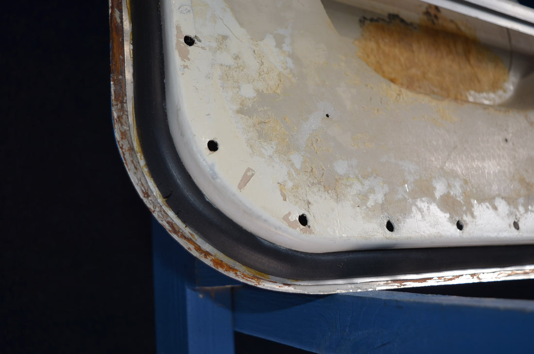 Used aircraft parts for sale 96-420016-165 BEECHCRAFT 95-B55 DOOR ASSEMBLY UTILITY BAGGAGE