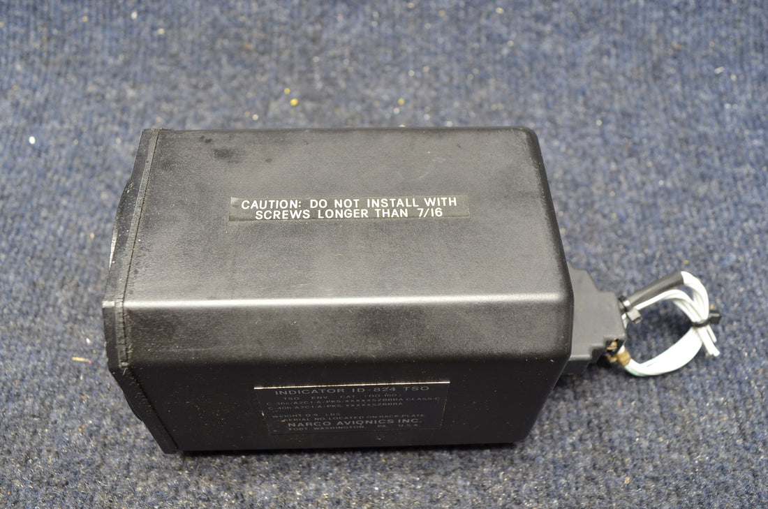 Used aircraft parts for sale ID-824 PIPER PA28-140 NARCO VOR/LOC INDICATOR ID-824