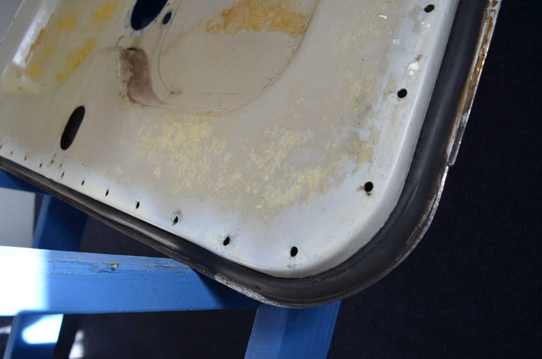 Used aircraft parts for sale 96-420016-165 BEECHCRAFT 95-B55 DOOR ASSEMBLY UTILITY BAGGAGE