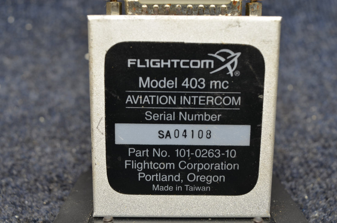 Used aircraft parts for sale 403MC PIPER PA28-140 INTERCOM FLIGHTCOM 403MC