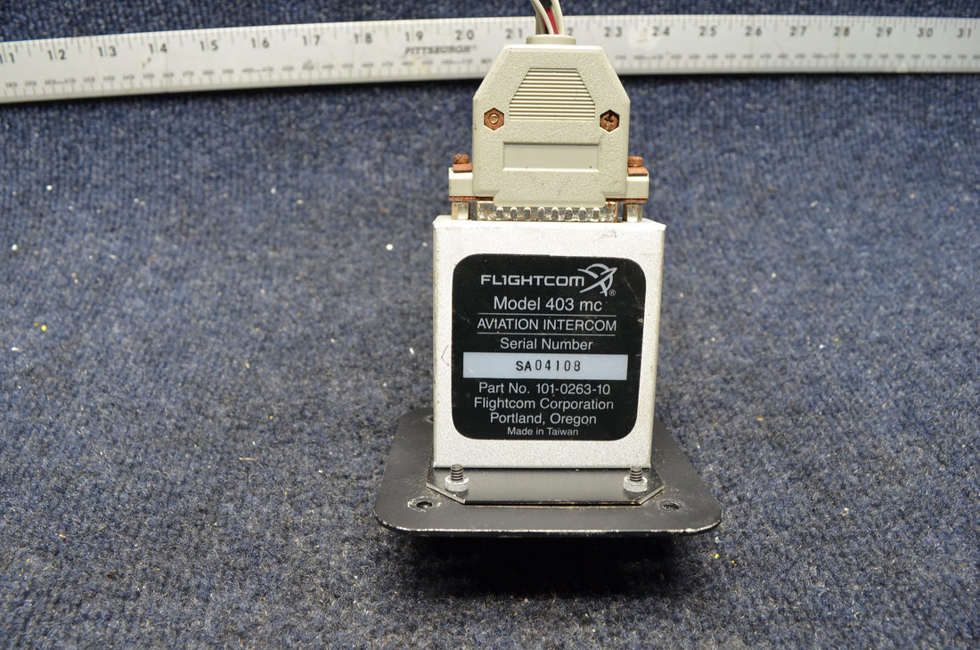 Used aircraft parts for sale 403MC PIPER PA28-140 INTERCOM FLIGHTCOM 403MC