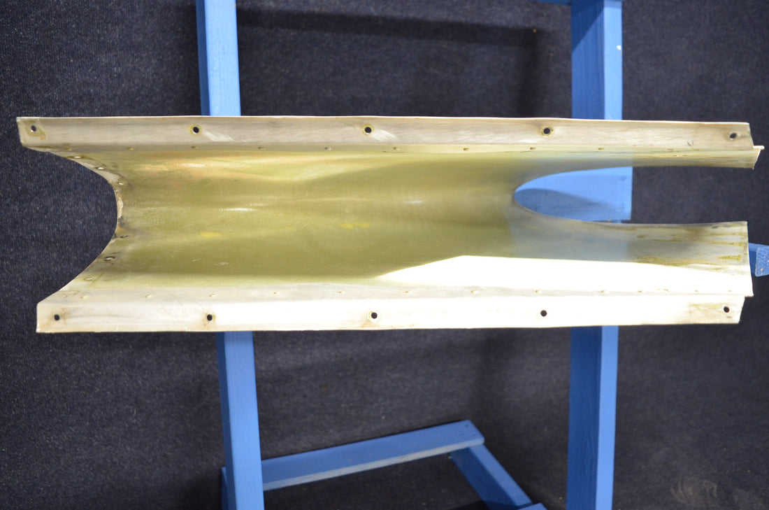 Used aircraft parts for sale 96-440015-39 BEECHCRAFT 95-B55 DORSAL FAIRING VERT STABILATOR