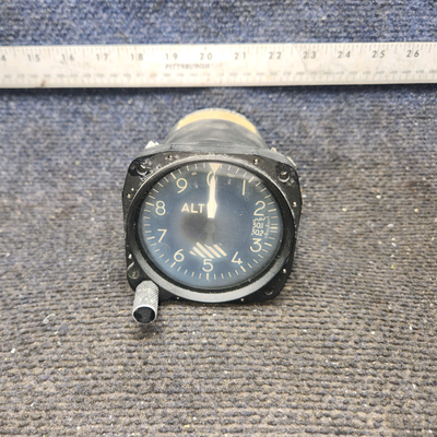 Used aircraft parts for sale, 101720-01545 Aerosonic Corp Piper PA-28-140 Altimeter