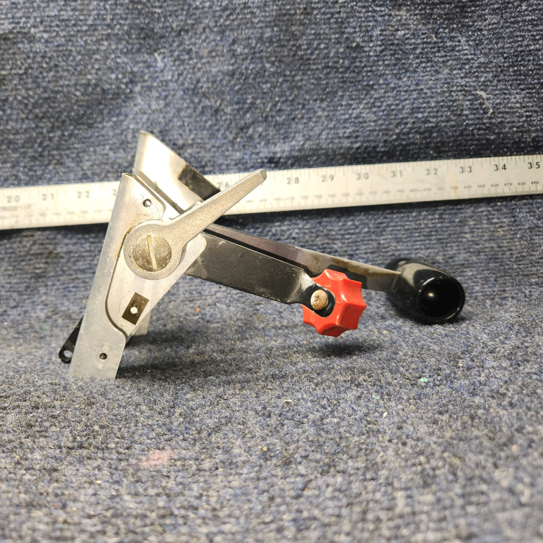 Used aircraft parts for sale, 65850-000 PIPER PA28-140 Engine Control Quadrant