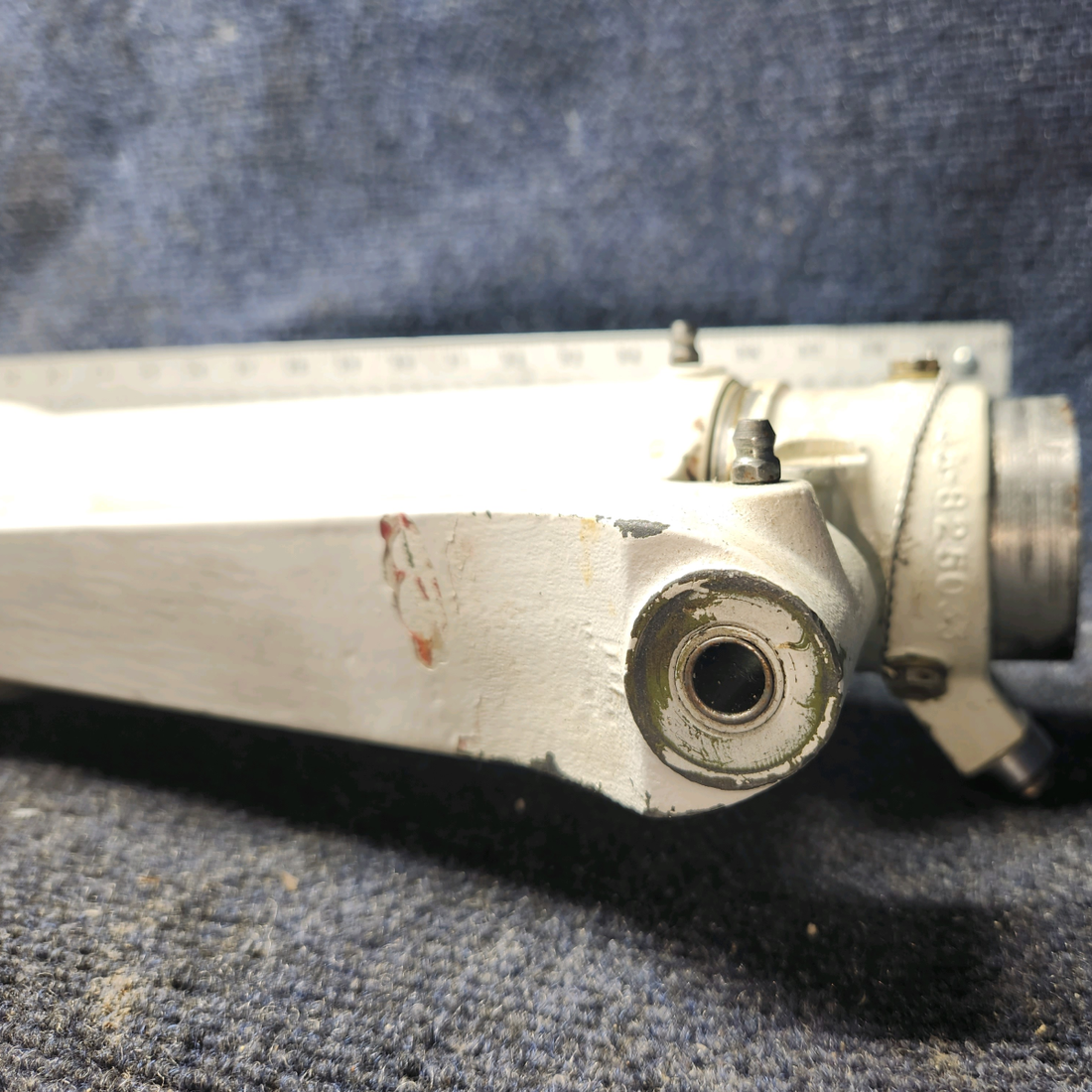 Used aircraft parts for sale, 36-820020-3 BEECHCRAFT 95-55B Nose Gear Assy