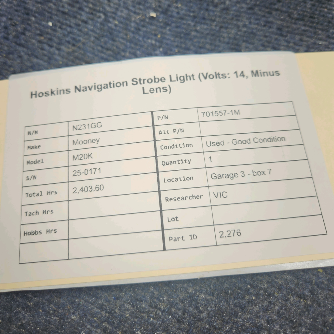 Used aircraft parts for sale, 701557-1M Mooney M20K HOSKINS NAVIGATION STROBE LIGHT (VOLTS: 14, MINUS LENS)