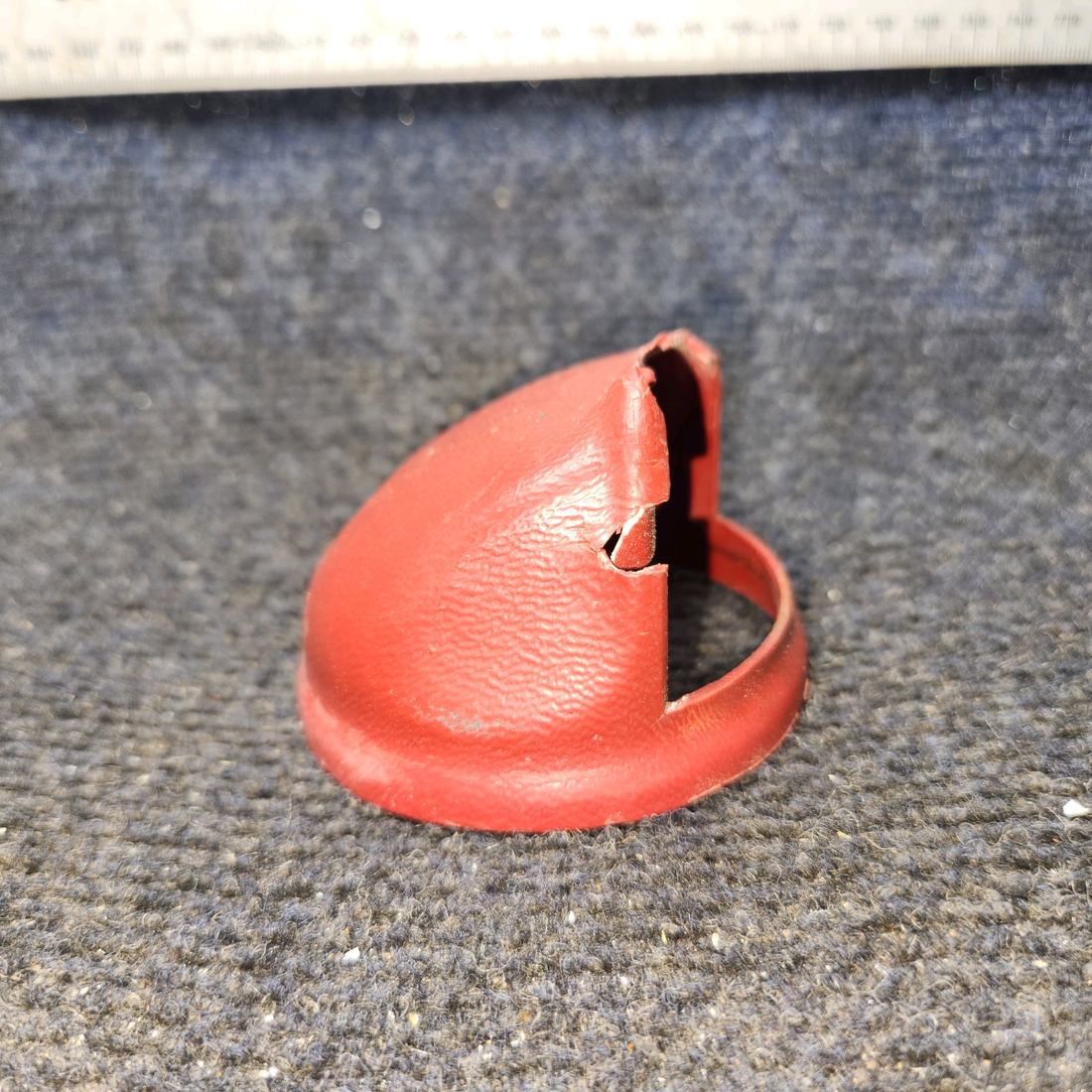 Used aircraft parts for sale, 687386-002 Piper PA28 Air Vent Cup