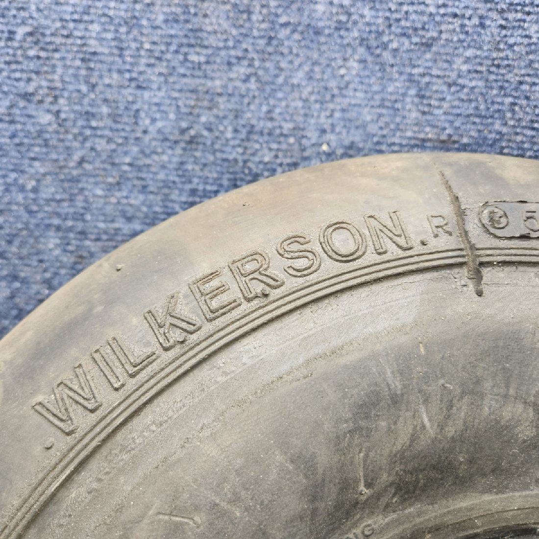 Used aircraft parts for sale, 072-314-0 Michelin Condor piper PA-28-181 6.00-6 6-Ply Retread Aircraft Tire w/ Tube