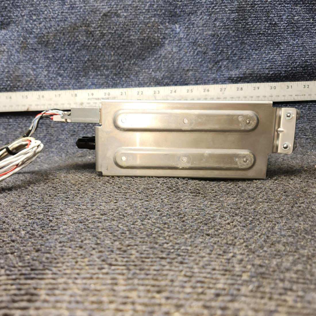 Used aircraft parts for sale, 011-00882-10 Garmin GDC-74A PIPER PA-24-250 Air Data Unit with Tray & Connector (14-28V)